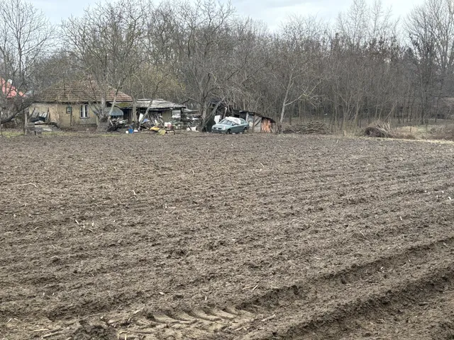 Eladó telek Nyíregyháza, Sóstógyógyfürdő 6700 nm