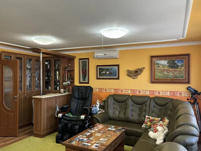 Eladó ház Nyíregyháza, Sóstógyógyfürdő 175 nm