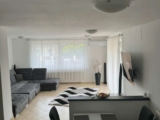 Eladó ház Kecskemét, Katonatelep 116 nm
