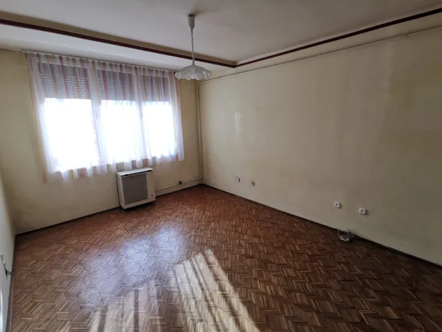 Eladó lakás Kecskemét, Széchenyiváros 59 nm