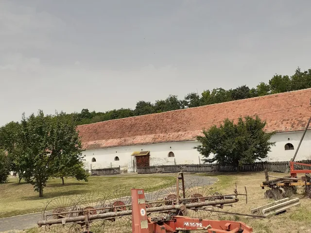 Eladó ház Ozora, Kulapuszta 2195 nm