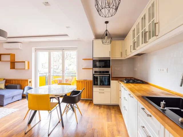 Kiadó lakás Budapest XI. kerület, Gellérthegy 75 nm