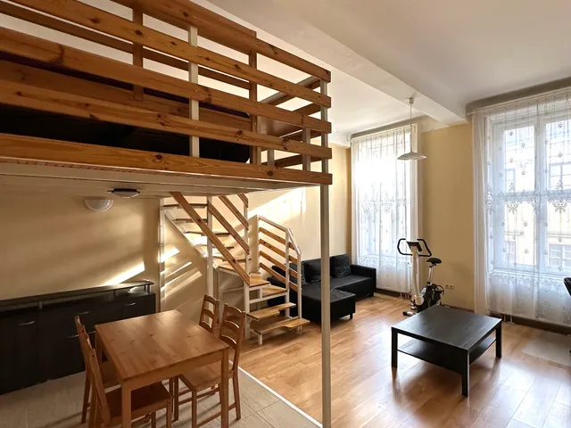 Kiadó lakás Budapest V. kerület, Belváros, Astoria 58 nm