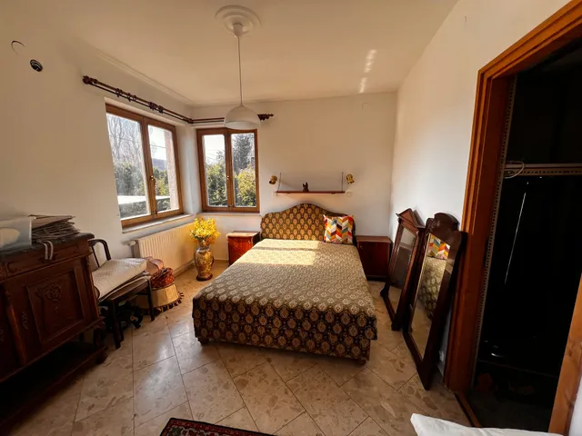 Kiadó ház Budapest II. kerület, Széphalom 210 nm