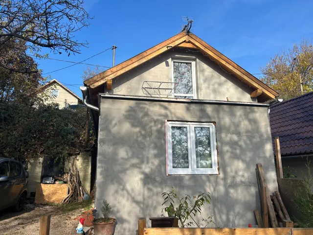 Eladó ház Kesztölc 45 nm