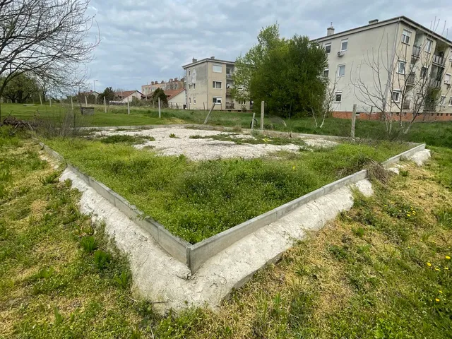 Eladó ház Komárom 140 nm