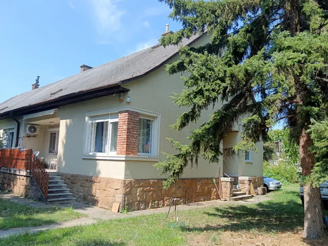 Eladó ház Almásfüzitő 115 nm
