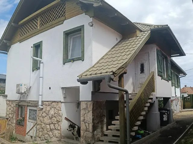 Eladó ház Tát 151 nm