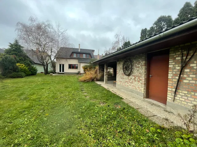 Eladó ház Tata 180 nm