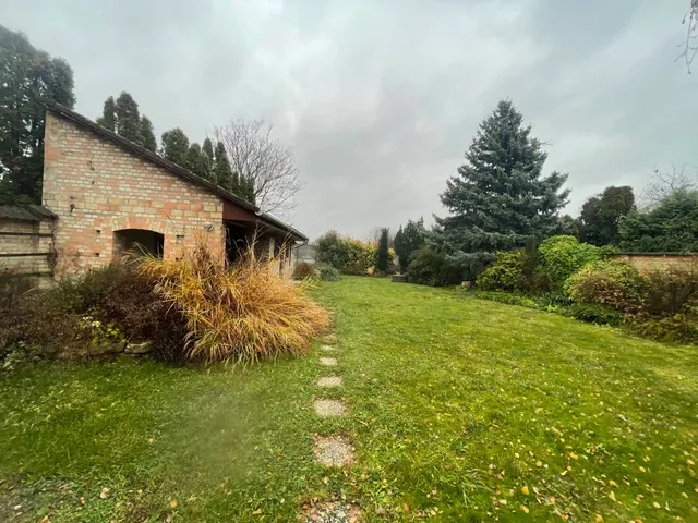 Eladó ház Tata 180 nm