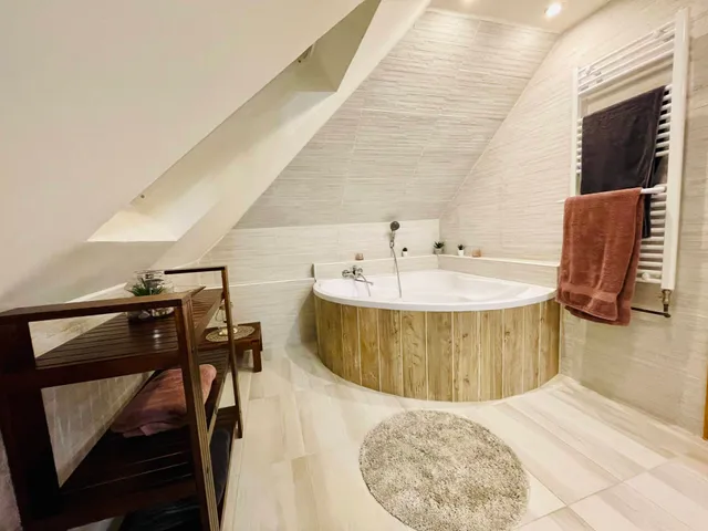 Eladó ház Vértesszőlős 212 nm