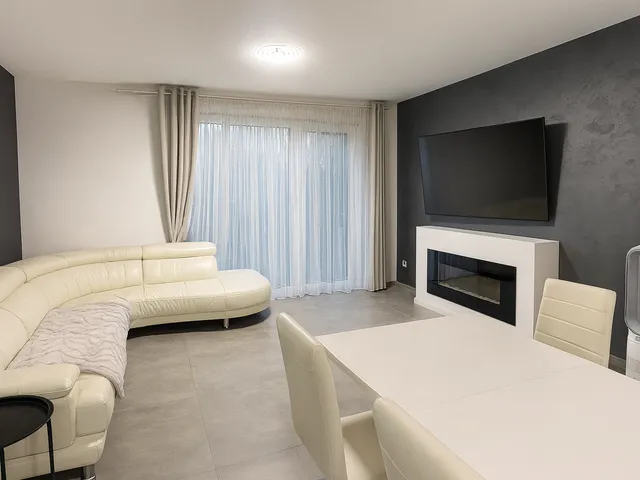 Eladó lakás Tata 72 nm