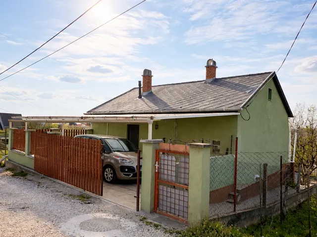 Eladó ház Dunaalmás 55 nm