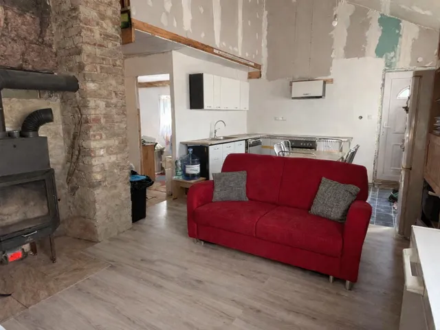 Eladó ház Szomód 79 nm