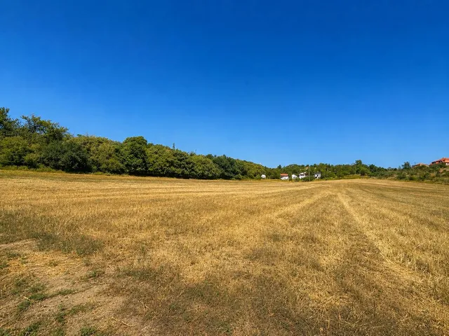 Eladó telek Dunaszentmiklós 760 nm