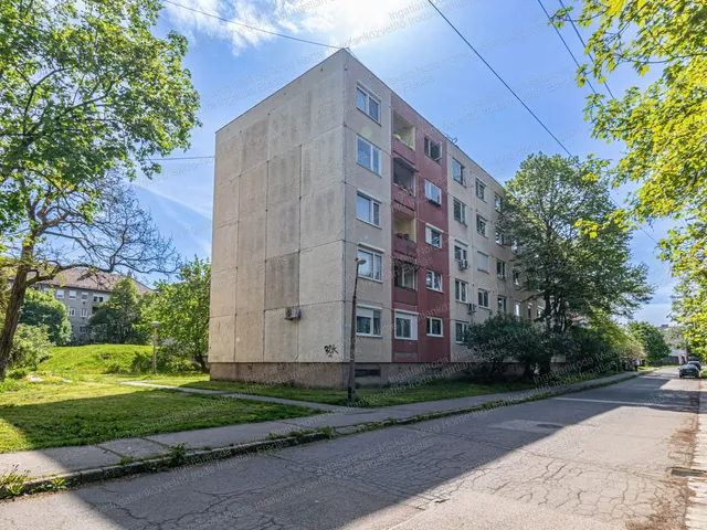 Eladó lakás Miskolc, Bulgárföld 35 nm