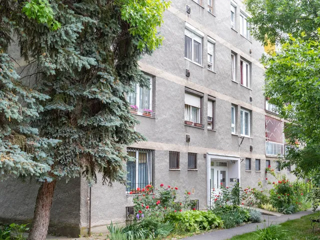 Eladó lakás Miskolc, Bulgárföld 27 nm