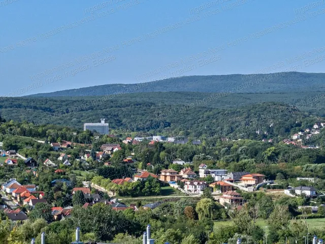 Eladó lakás Miskolc, Avas 61 nm