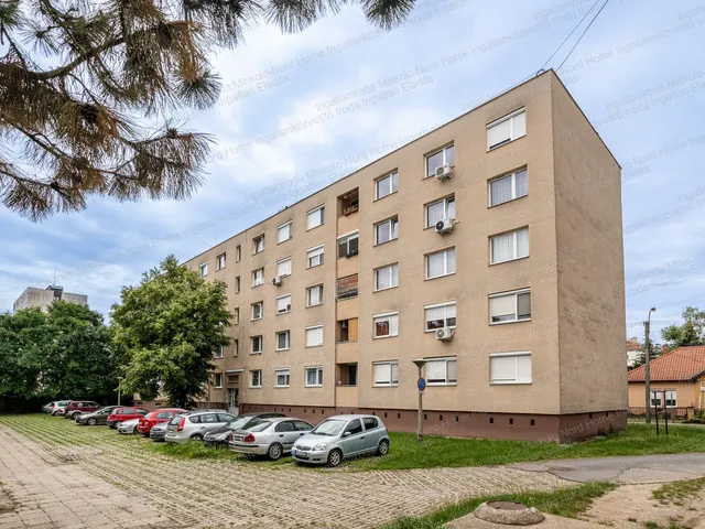 Eladó lakás Miskolc, Bulgárföld 35 nm