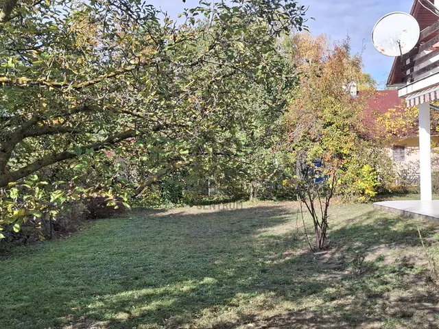 Eladó üdülő és hétvégi ház Balatonkenese 75 nm