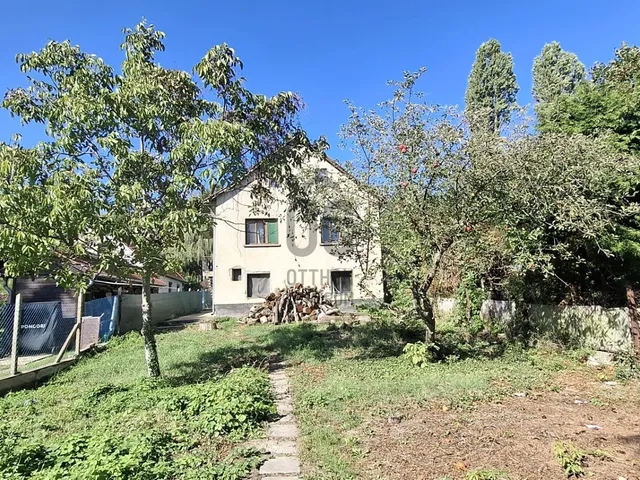 Eladó ház Balatonkenese, Ágnes utca 100 nm