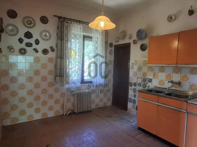 Eladó ház Balatonkenese, Ágnes utca 100 nm