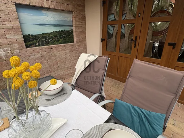 Eladó ház Balatonkenese, Benczúr Gyula utca 110 nm