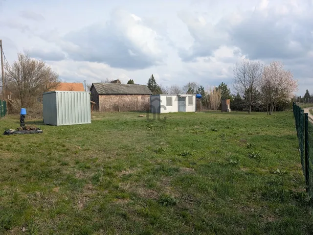 Eladó telek Balatonkenese 514 nm