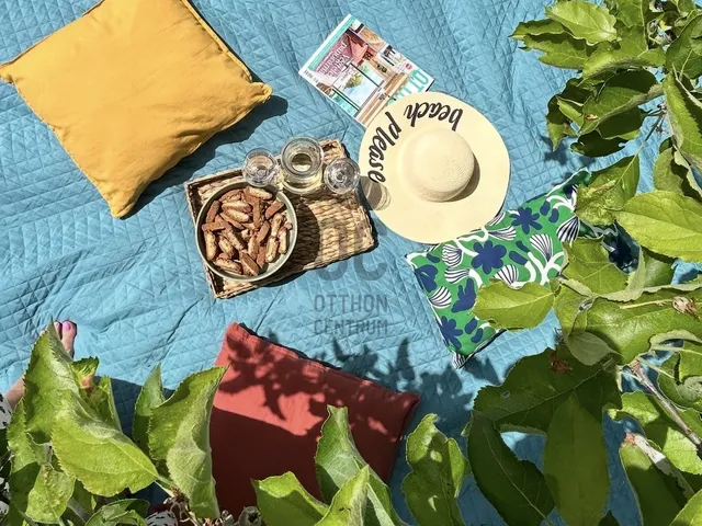 Eladó üdülő és hétvégi ház Balatonkenese 20 nm