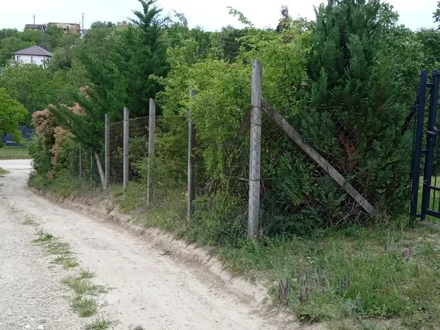 Eladó telek Balatonkenese 762 nm