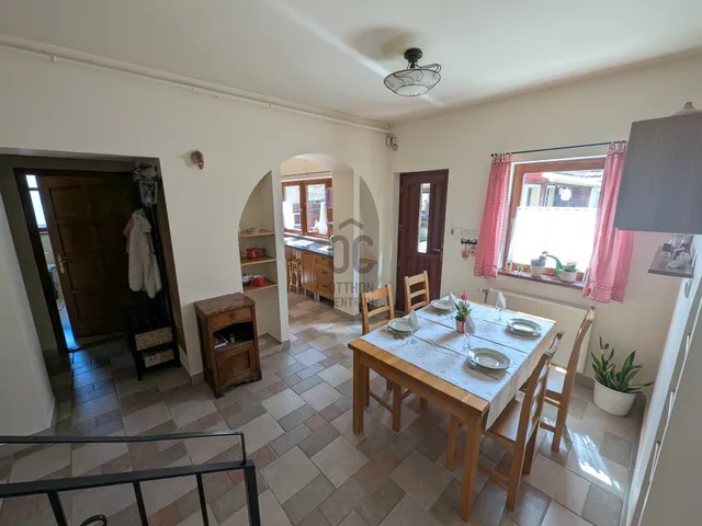 Eladó ház Veszprém, Dózsaváros 286 nm