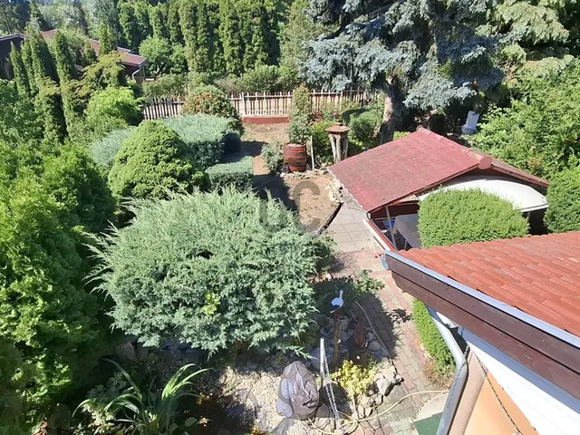 Eladó nyaraló Balatonkenese 40 nm