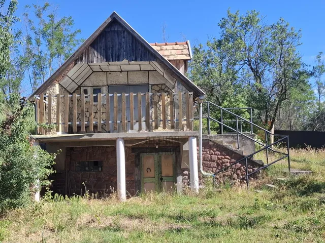 Eladó nyaraló Balatonfőkajár 44 nm