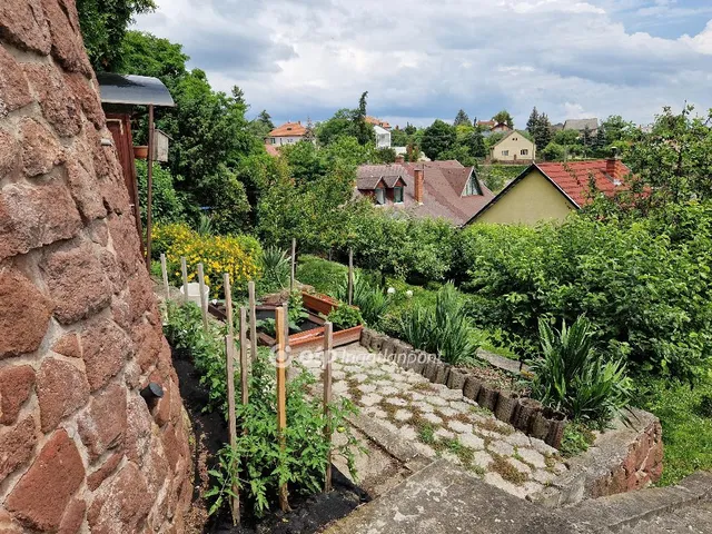 Eladó ház Balatonalmádi 260 nm