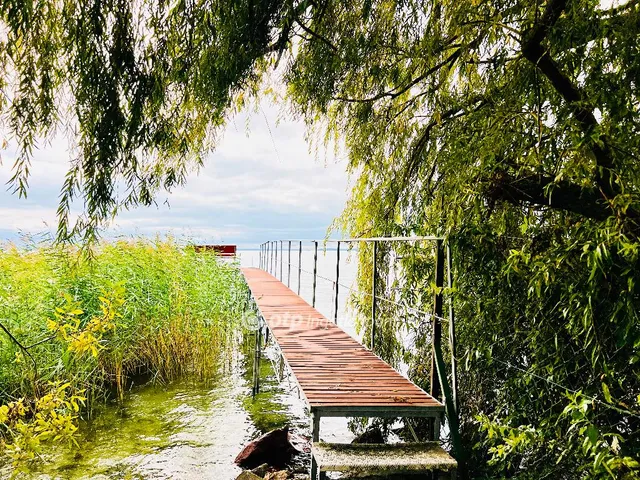 Eladó üdülő és hétvégi ház Balatonkenese 54 nm