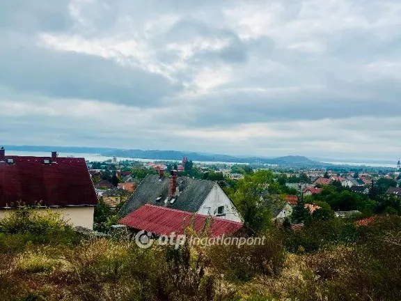 Eladó telek Balatonfüred 947 nm