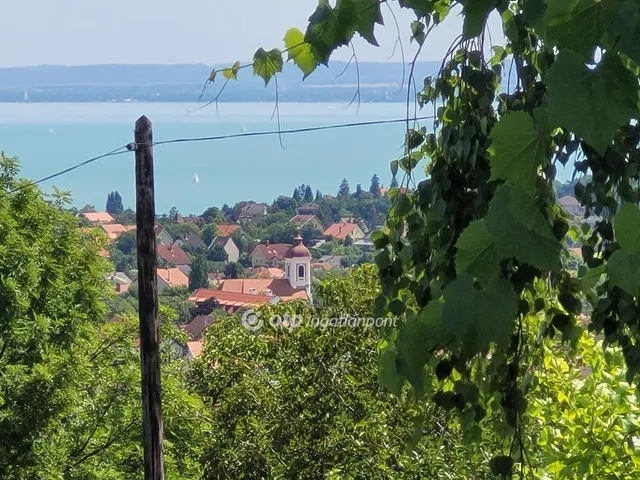 Eladó ház Balatonalmádi, Újhegy 109 nm