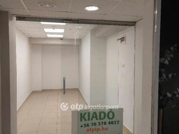 Kiadó kereskedelmi és ipari ingatlan Veszprém 13 nm