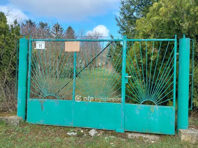 Eladó telek Veszprém, Csatárhegy 776 nm