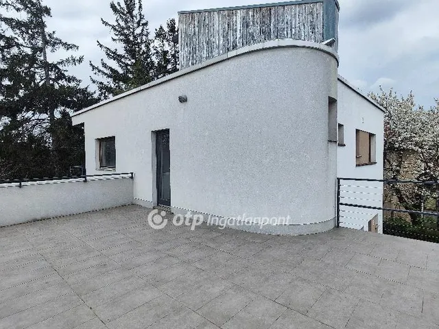 Eladó ház Balatonfüred 255 nm