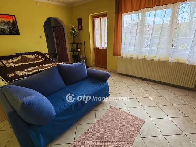 Eladó ház Csajág 90 nm
