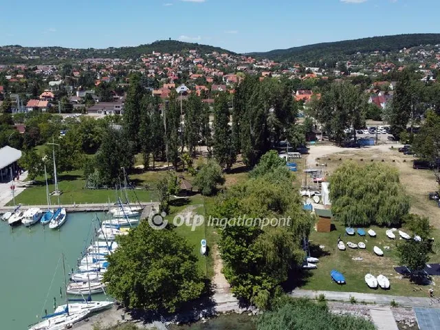 Eladó telek Alsóörs 4066 nm