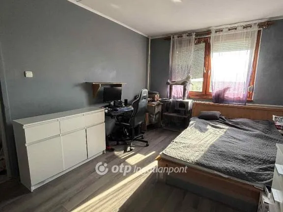 Eladó lakás Ajka 36 nm