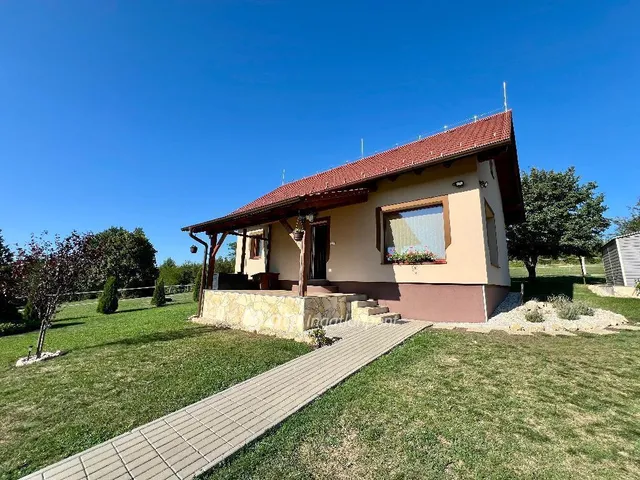 Eladó ház Hidegkút 120 nm