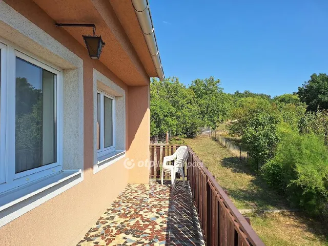 Eladó ház Veszprémfajsz 188 nm