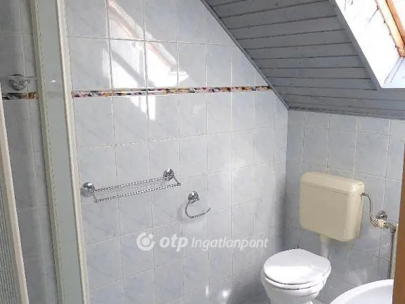 Eladó ház Felsőörs 367 nm