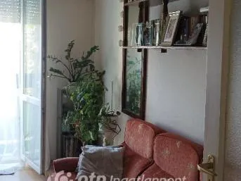 Eladó lakás Ajka 87 nm