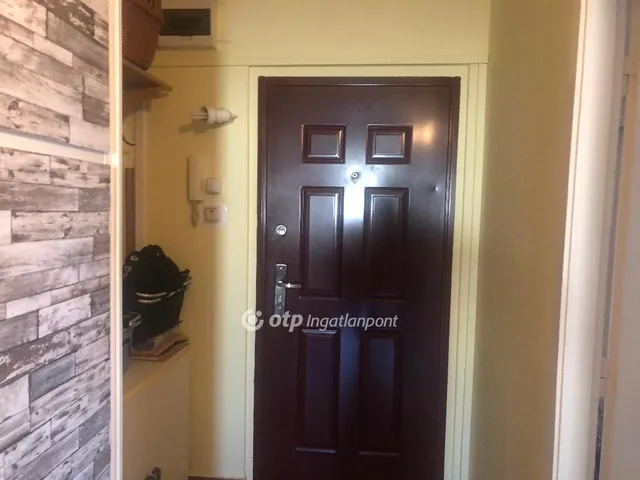 Eladó lakás Ajka 87 nm