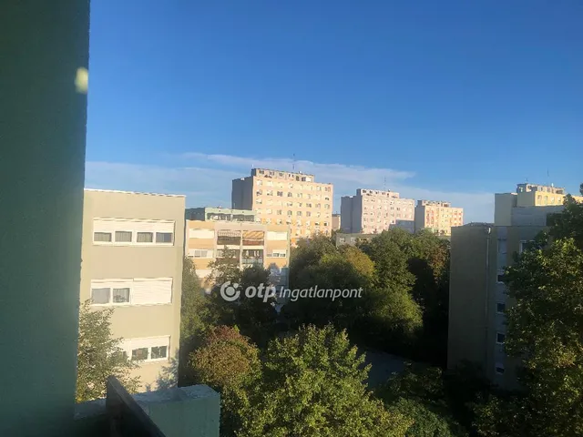 Eladó lakás Ajka 87 nm