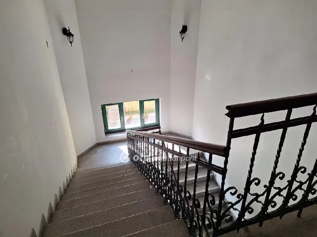 Eladó lakás Veszprém 105 nm